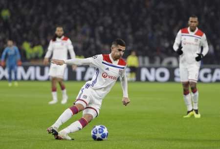 表现往往决 表现往往决