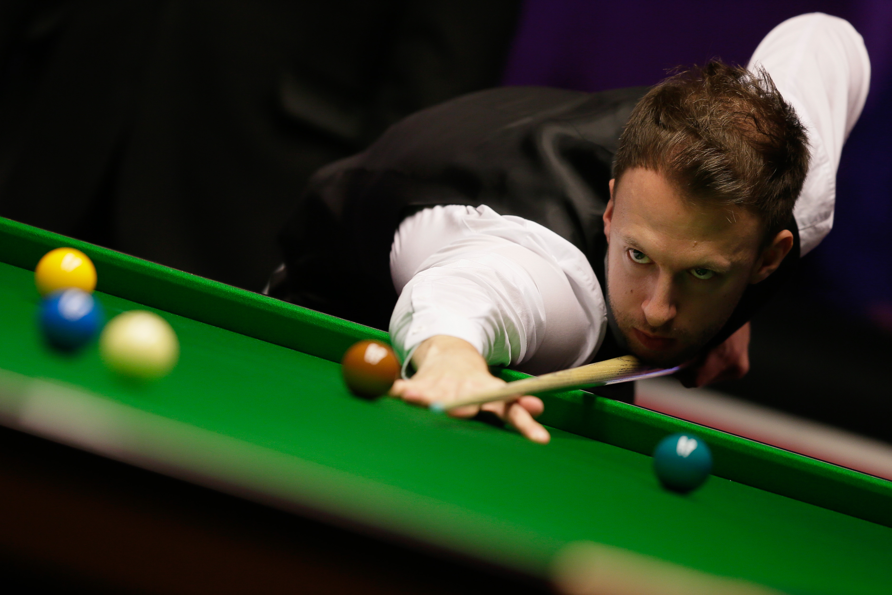 频繁的人员 频繁的人员