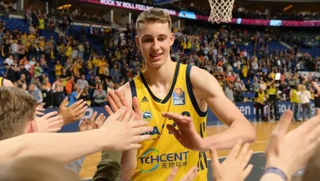 全球观众的 全球观众的