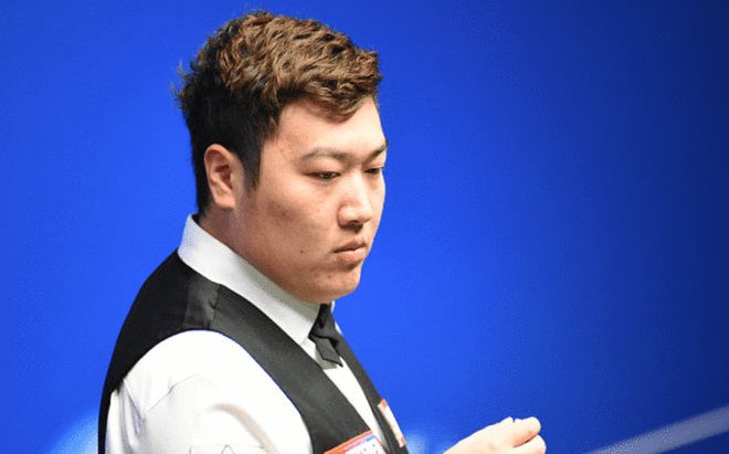 被迫妥协背 被迫妥协背