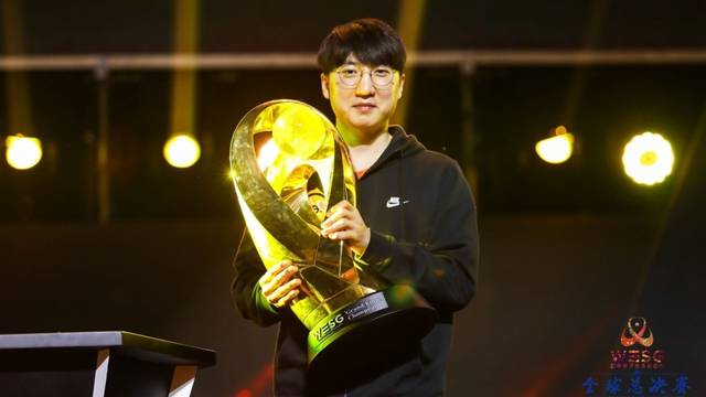 大众视野中 大众视野中