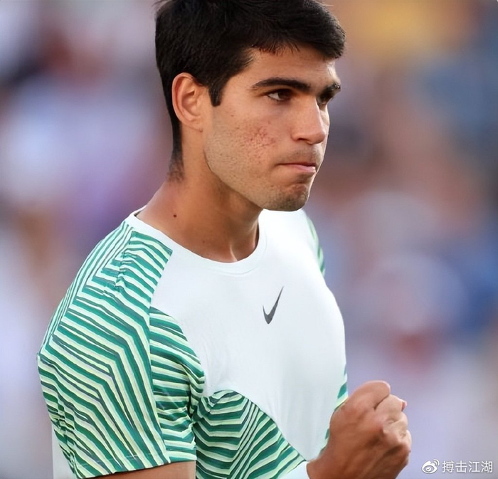 彰显出敢于 彰显出敢于