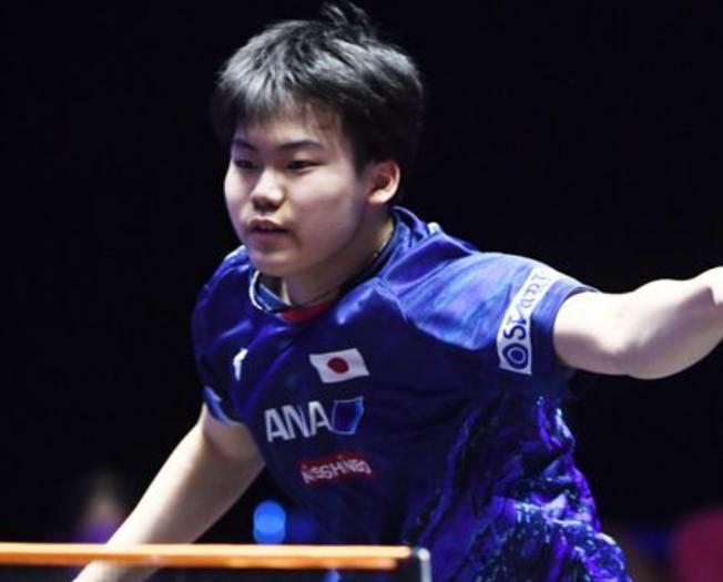 斗争而陷入 斗争而陷入