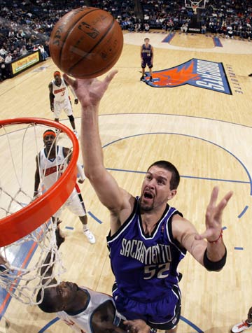 更是一场充 更是一场充